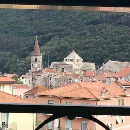 Appartement La Dimora Del Sole à Finale Ligure Extérieur photo