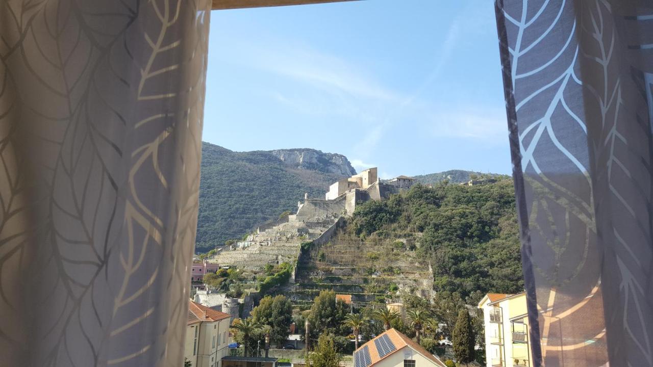 Appartement La Dimora Del Sole à Finale Ligure Extérieur photo