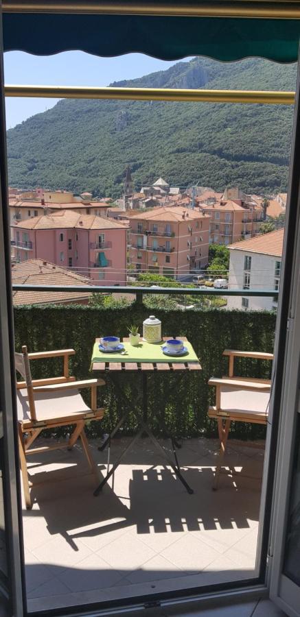 Appartement La Dimora Del Sole à Finale Ligure Extérieur photo